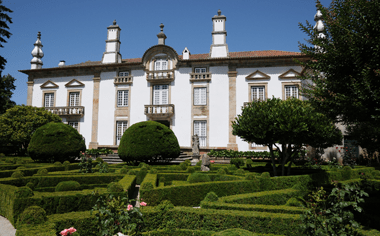 Mateus Palace Gardens, Peso da Régua